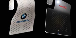 Tapete de alumínio Racing com apoio para pé.